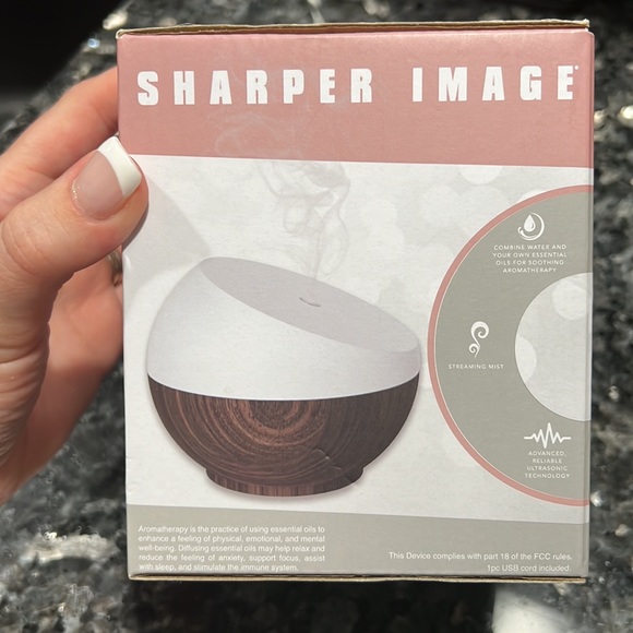 Sharper Image ultrasonic portable misting diffuser new in box! - Picture 2 of 8